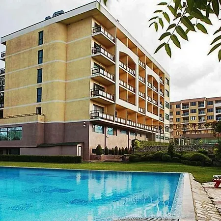Private In St.elena Άγιος Κωνσταντίνος και Ελένη